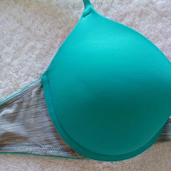 PINK Victoria's Secret Wear Everywhere Push-Up Bra, Size 34B - Picture 3 of 16